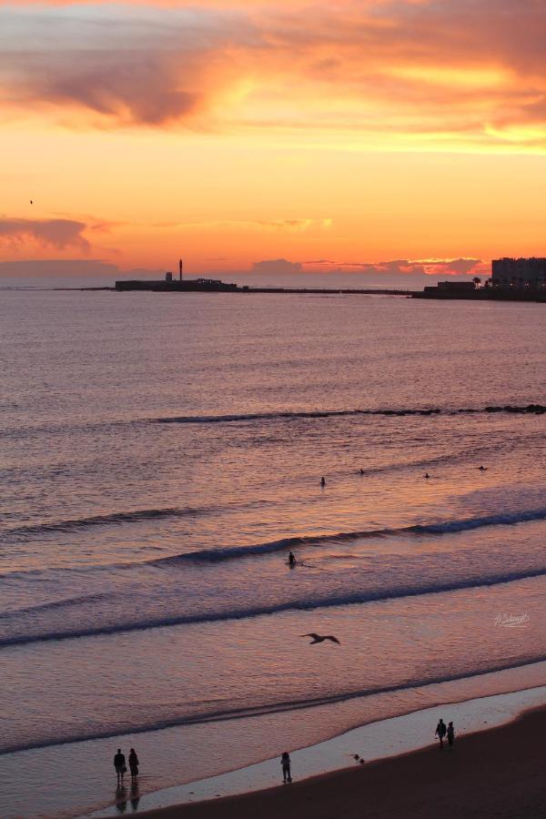 Apartamento Ventanal Al Mar Cádiz Eksteriør billede